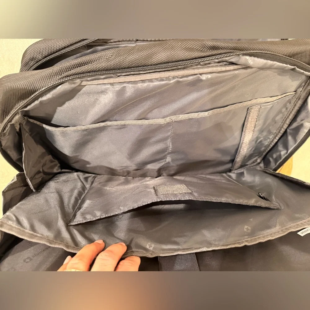 Alpine Swiss Black Laptop Bag
